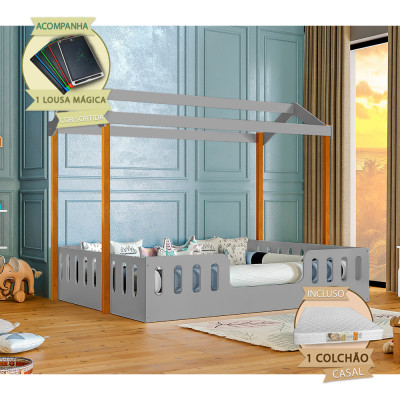 Cama Casal Com Colchão Casinha Montessoriana Ágatha Cinza/Amêndoa Incluso Lousa Mágica